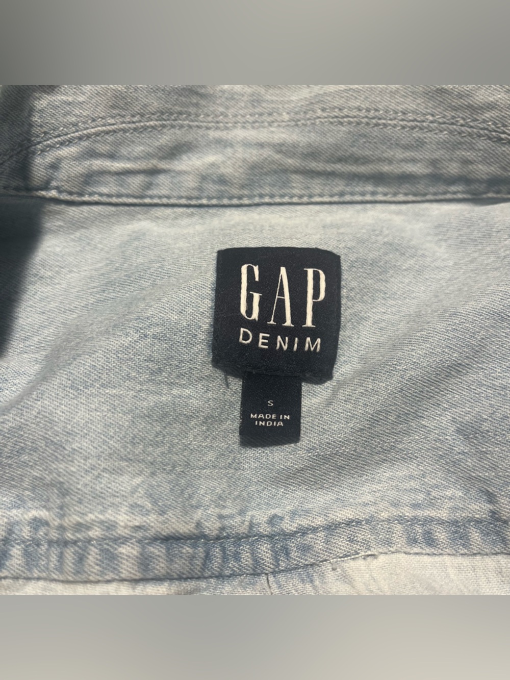 Classic denim light wash short sleeve button down 100% cotton classic - Picture 5 of 6